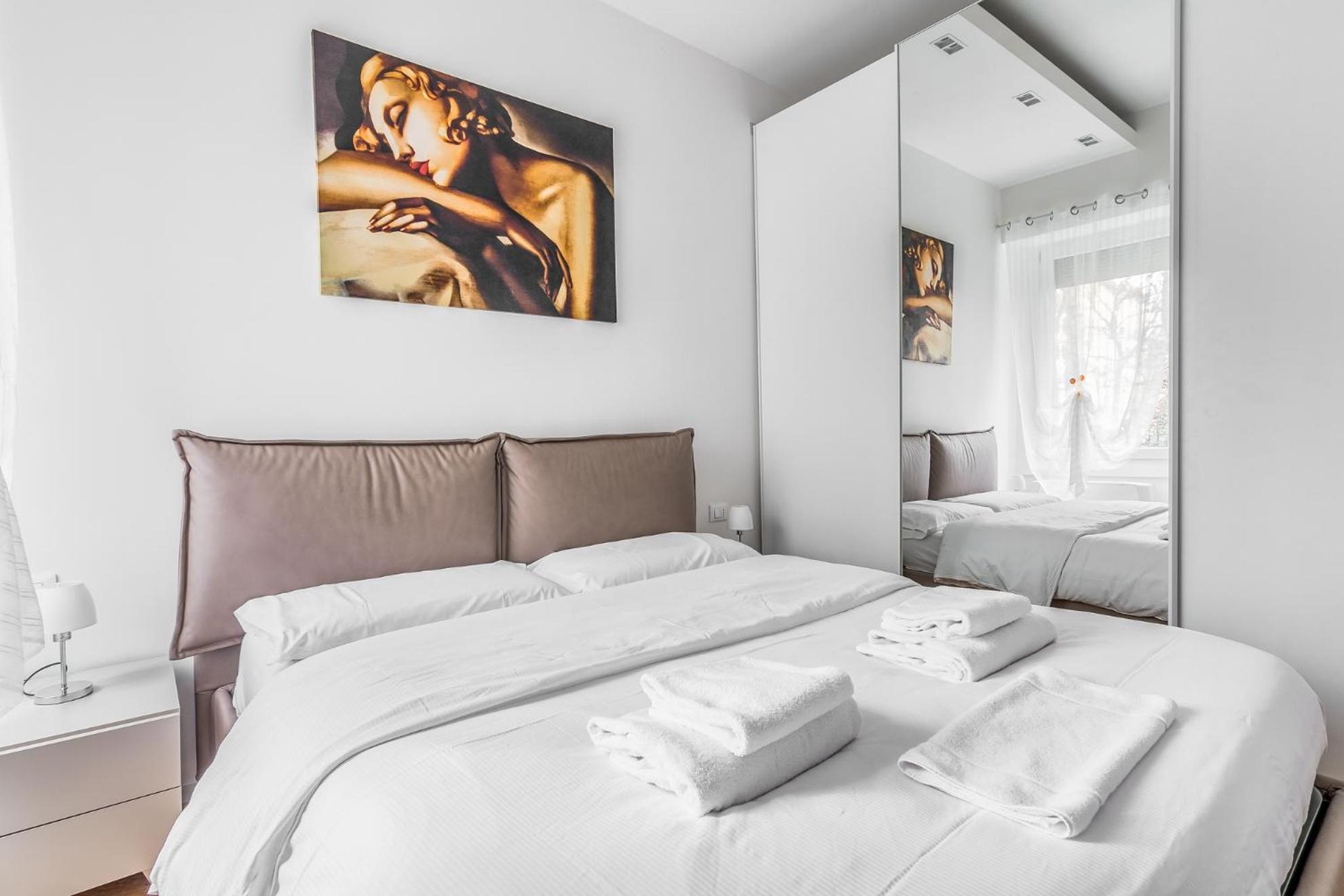 Апартаменты Milano Vetra-Parco Delle Basiliche 2 Pax- Wifi- Banfi Экстерьер фото